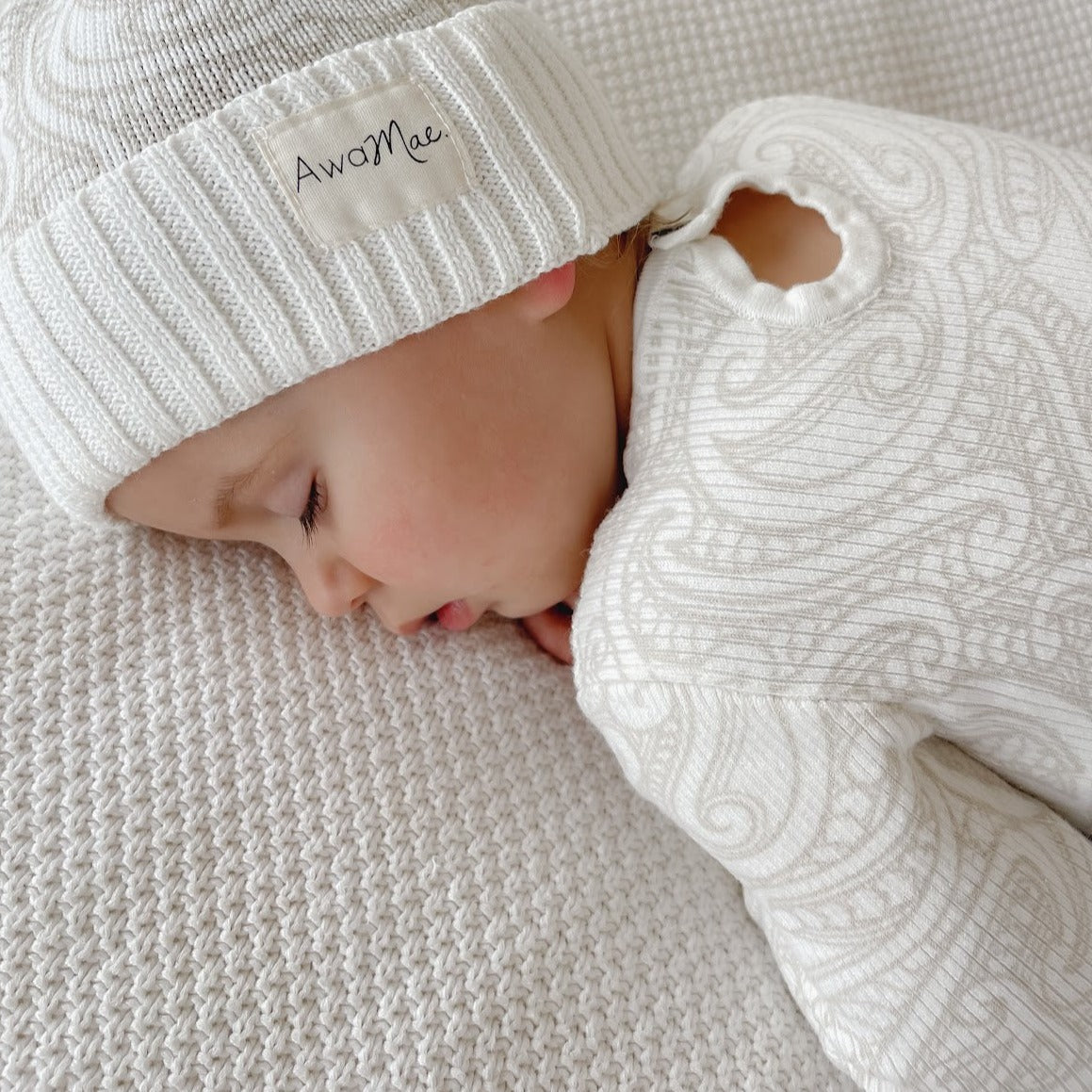 Basics ribbed knit bodysuit- The wolf- oat milk - AwaMae