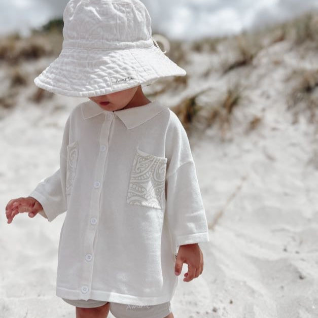 Basics knitted button up shirt - the wolf - oat milk - AwaMae