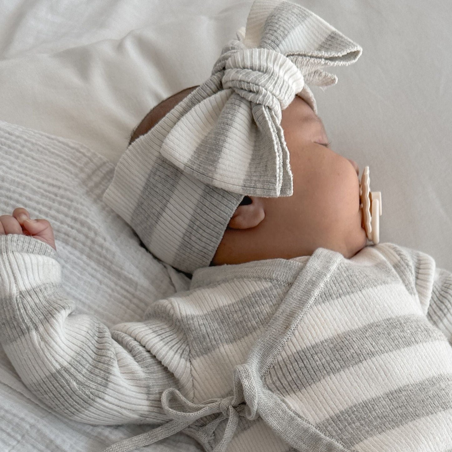 Basics ribbed knit onesie- Milk and mist stripe