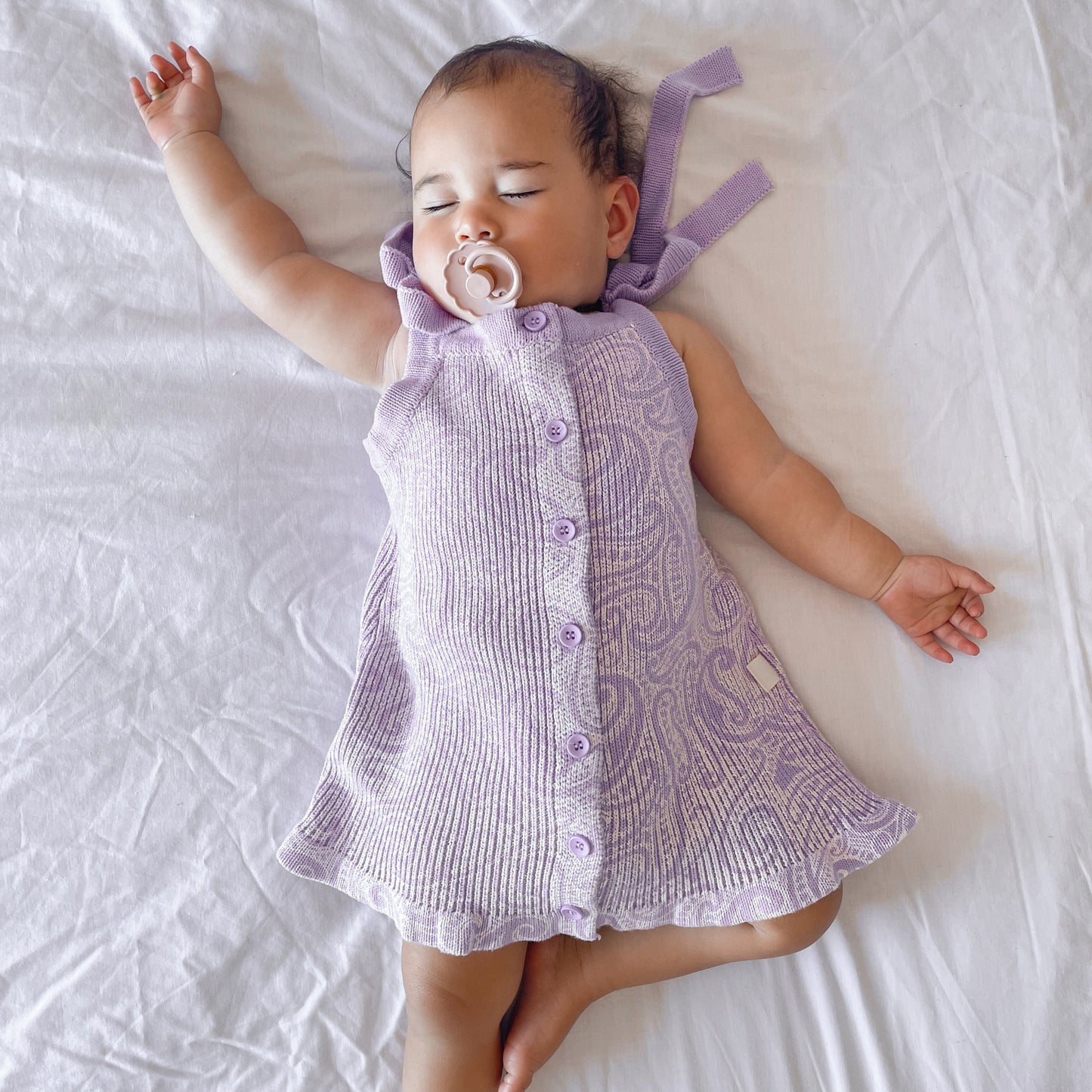 Knit dress - The wolf- Irie - AwaMae