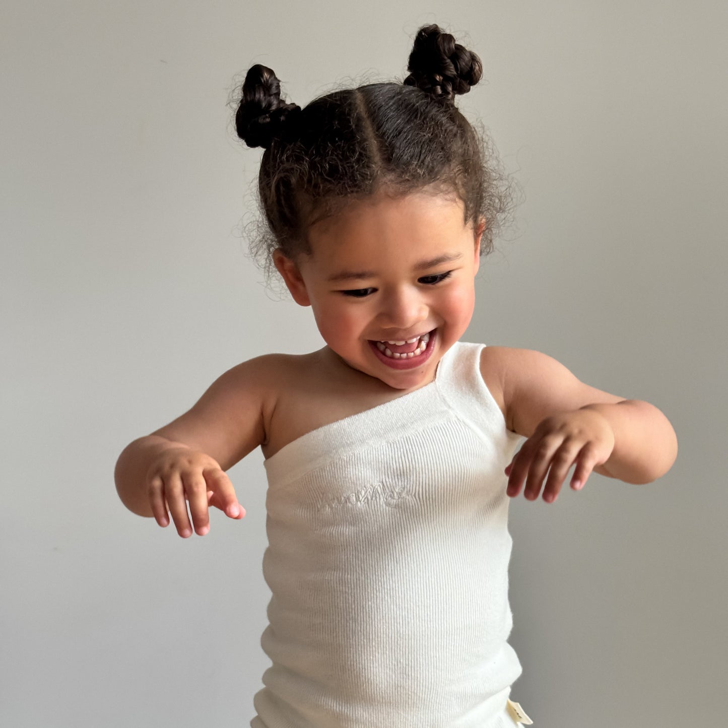 Basics knit one sleeve bodysuit- Milk - AwaMae