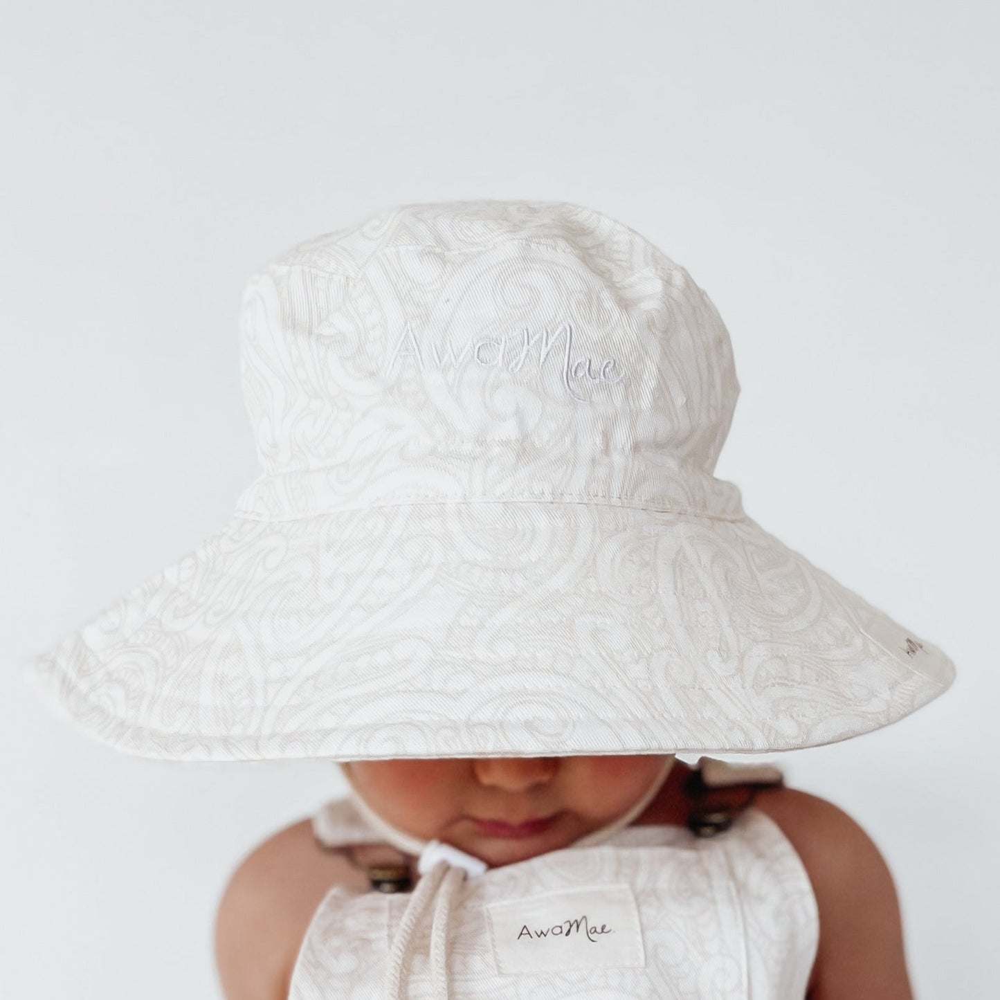 The wolf pōtae (hat)
