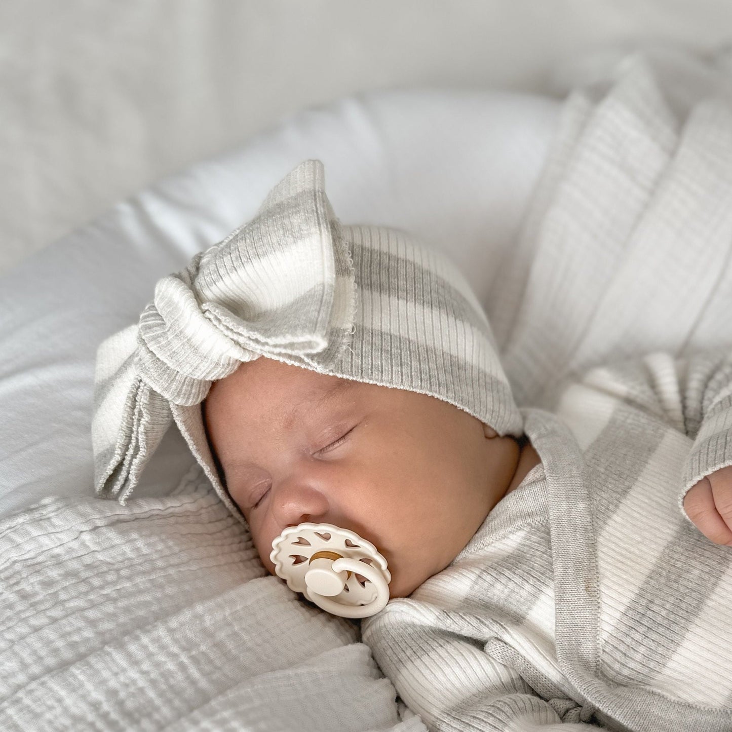 Basics ribbed knit onesie- Milk and mist stripe
