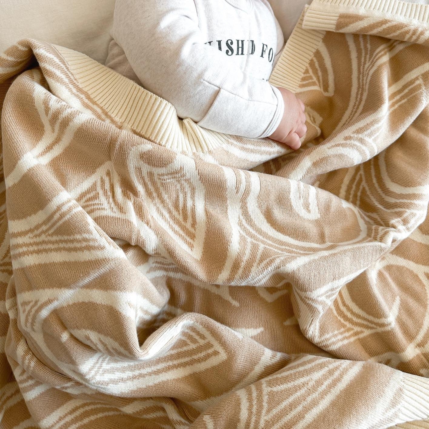 PREORDER -Te aroha o te mātua - The love of a parent- Knitted pēpi blanket- Cream/beige - PREORDER - AwaMae