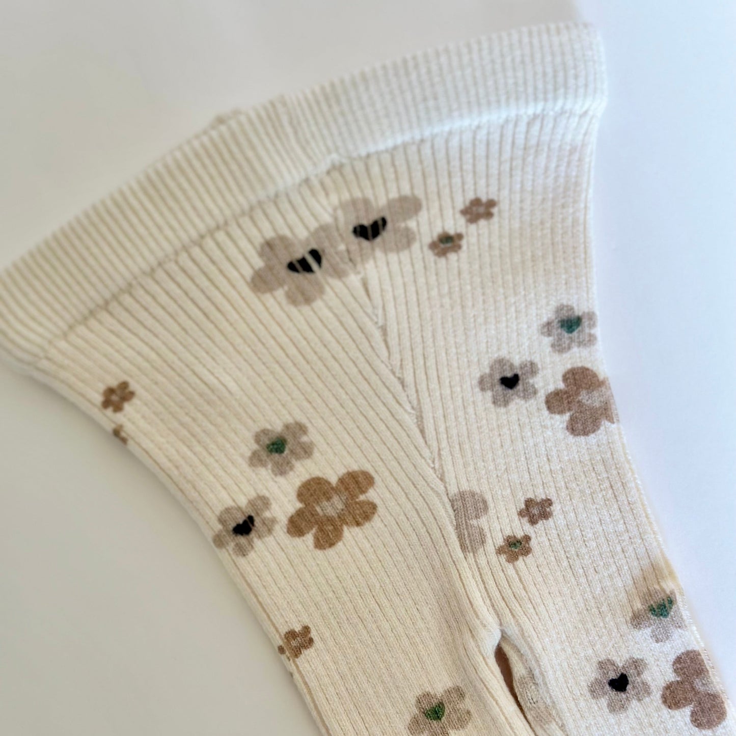 Basics ribbed knit leggings- Nature Bloom - AwaMae