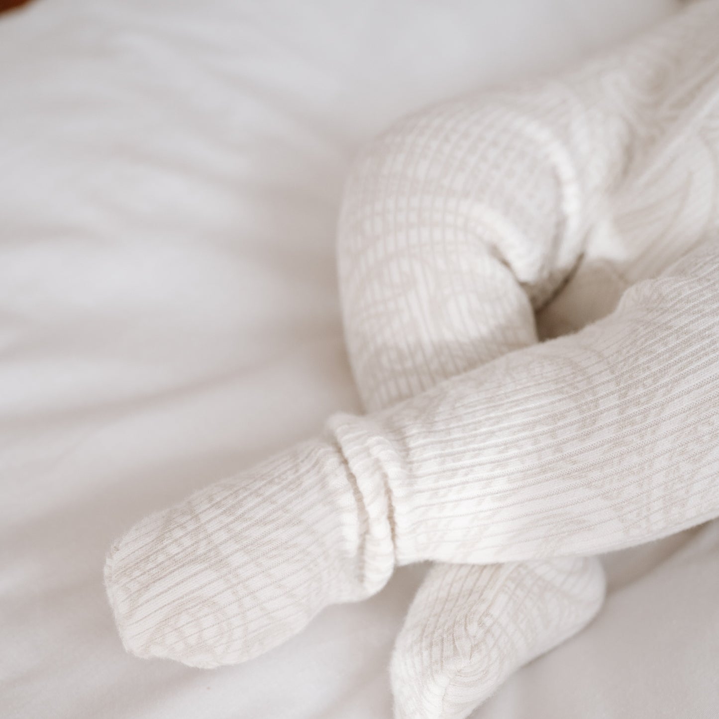 Basics ribbed knit Onesie- The wolf- oat milk