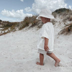 Basics knitted oversized tee - The wolf - oat milk - AwaMae
