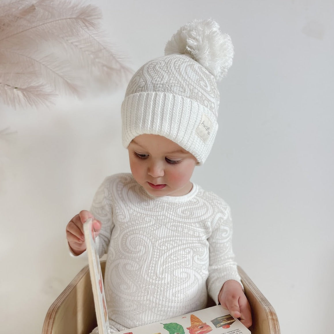 The wolf oat milk beanie - AwaMae