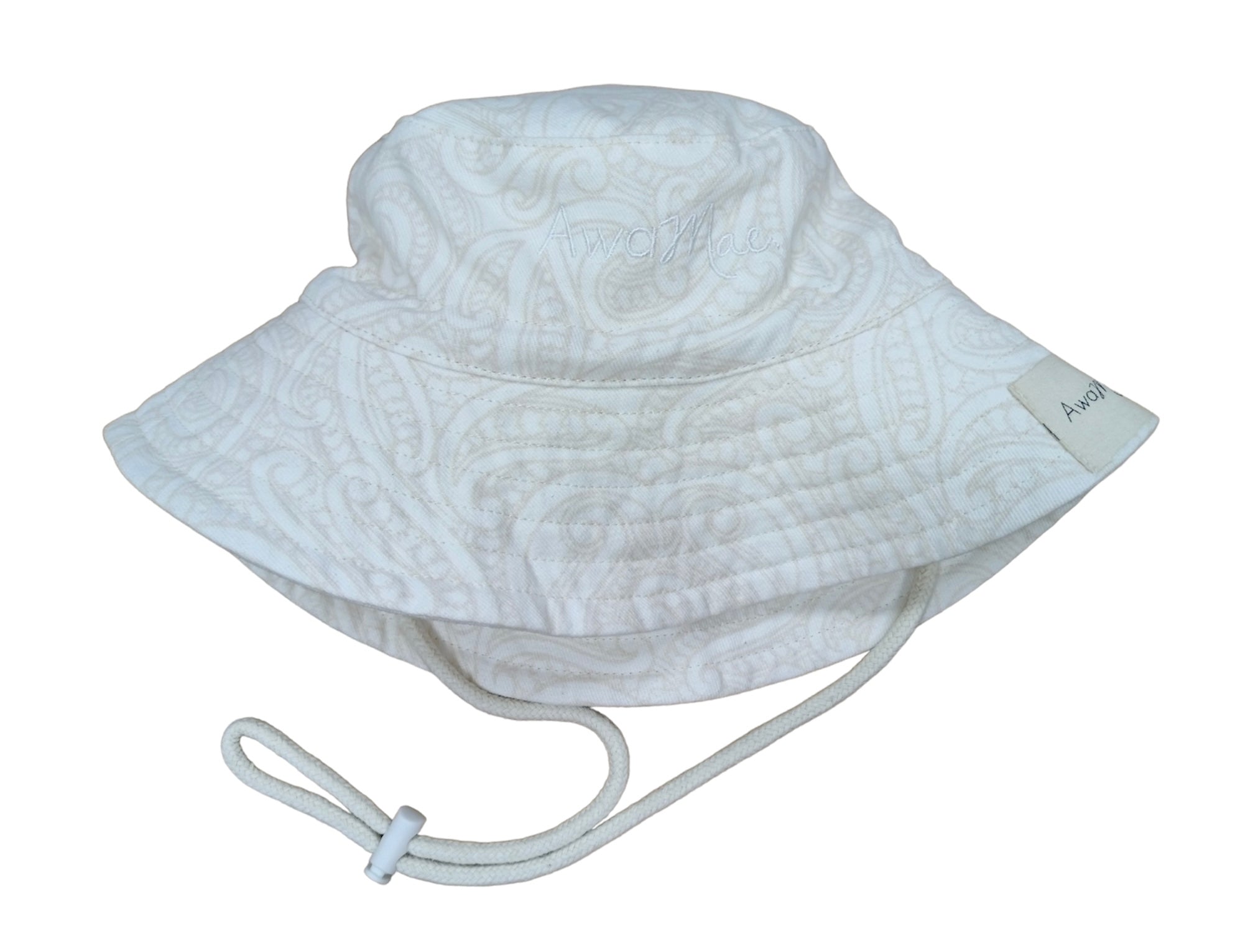 The wolf pōtae (hat)