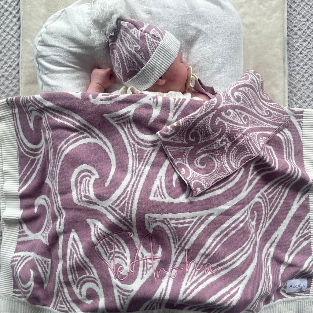 Te aroha o te mātua - The love of a parent- Knitted pēpi blanket- Mauve