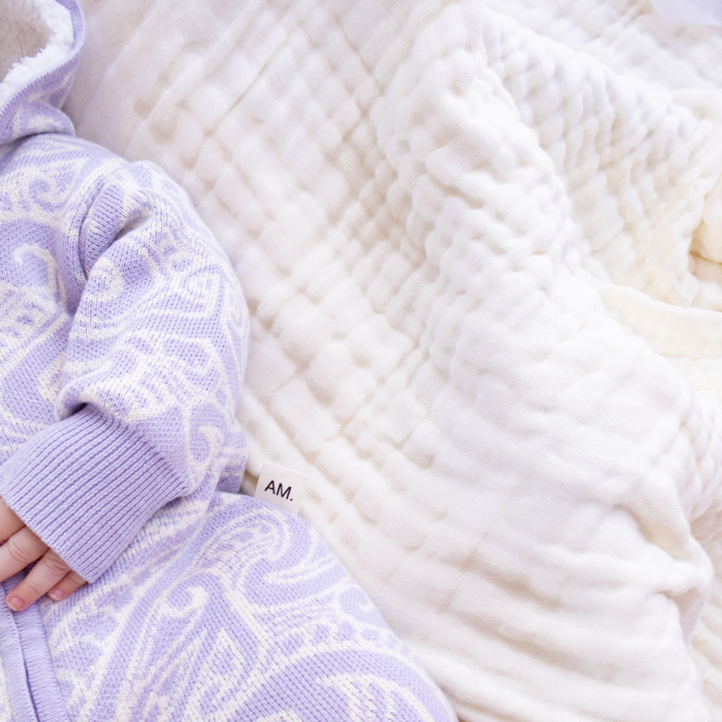 The wolf Sherpa hooded romper - Lavender