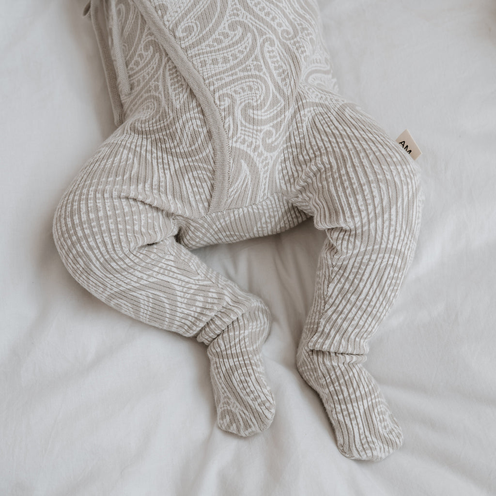 Basics ribbed knit Onesie- The wolf- Pebble
