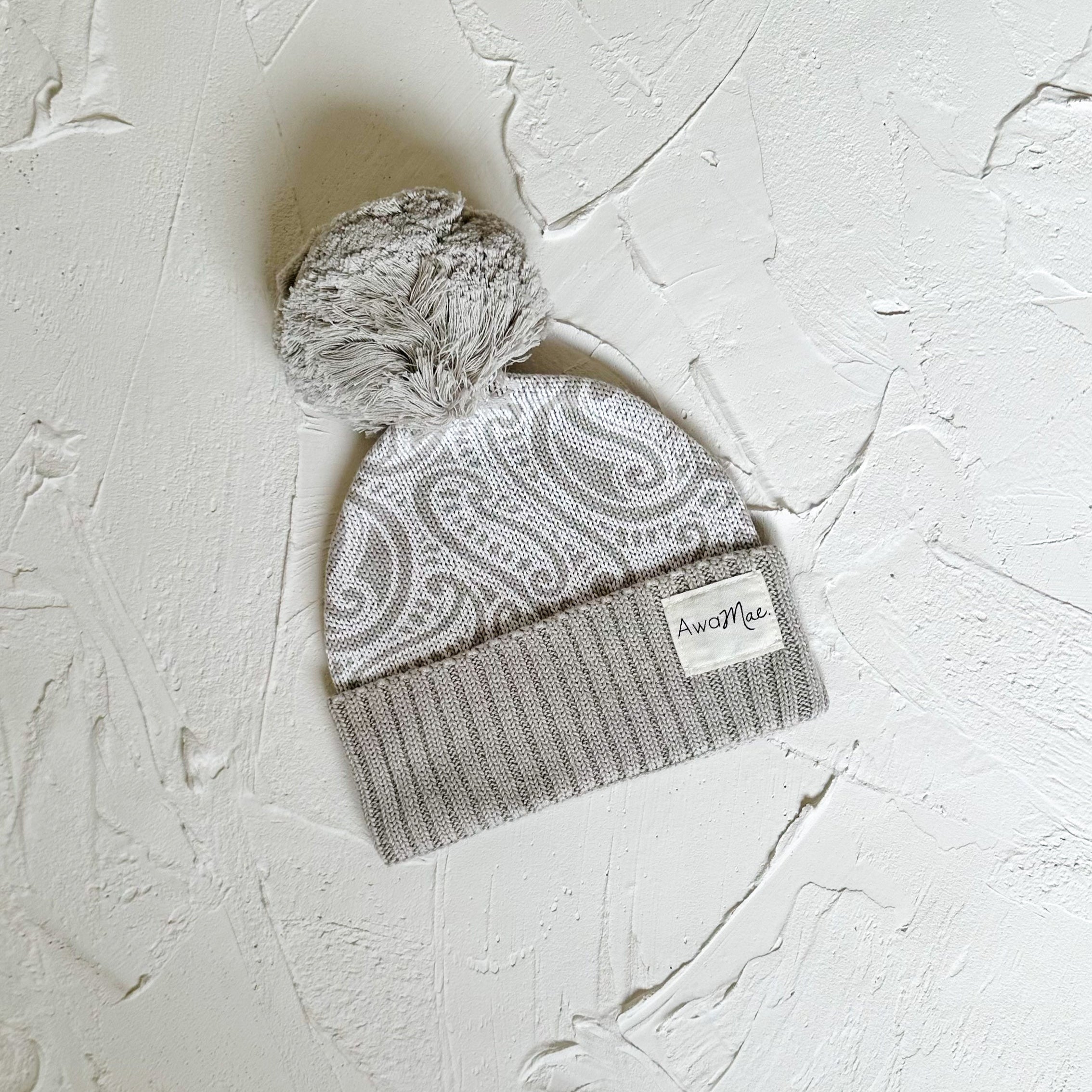The wolf beanie - Pebble
