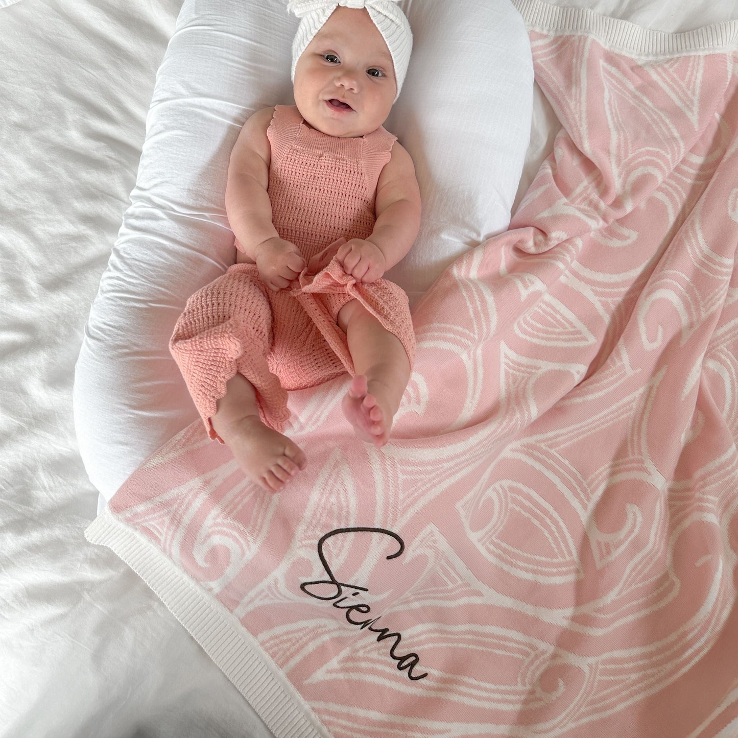 Te aroha o te mātua - The love of a parent- Knitted pēpi blanket- Pink