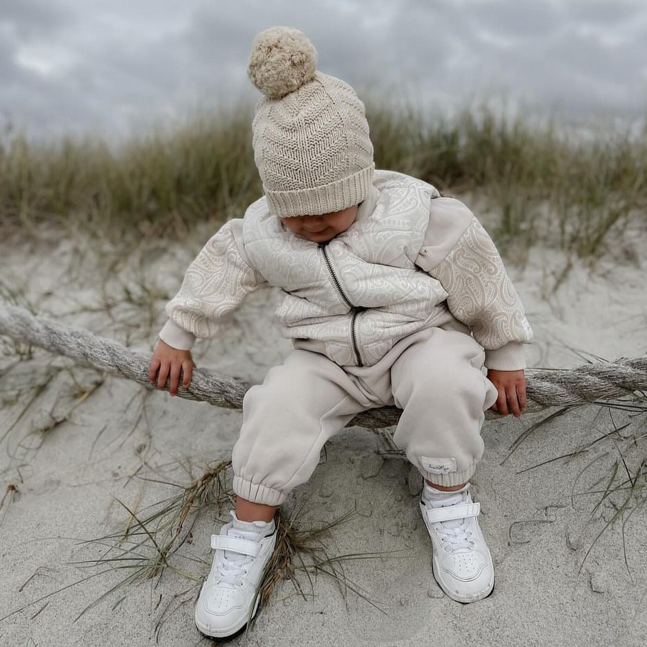 PREORDER - The wolf puffer vest - Beige - PREORDER