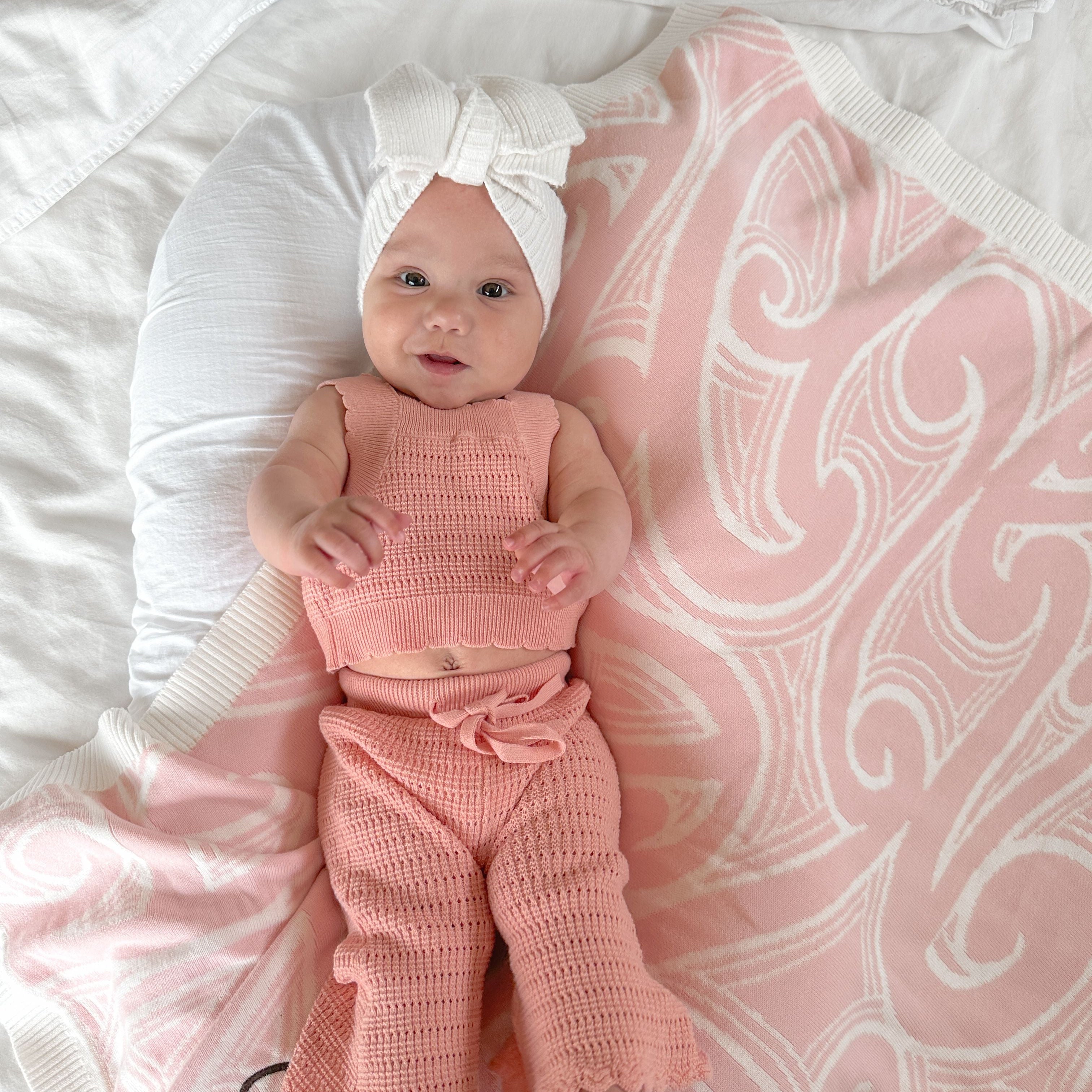 Te aroha o te mātua - The love of a parent- Knitted pēpi blanket- Pink