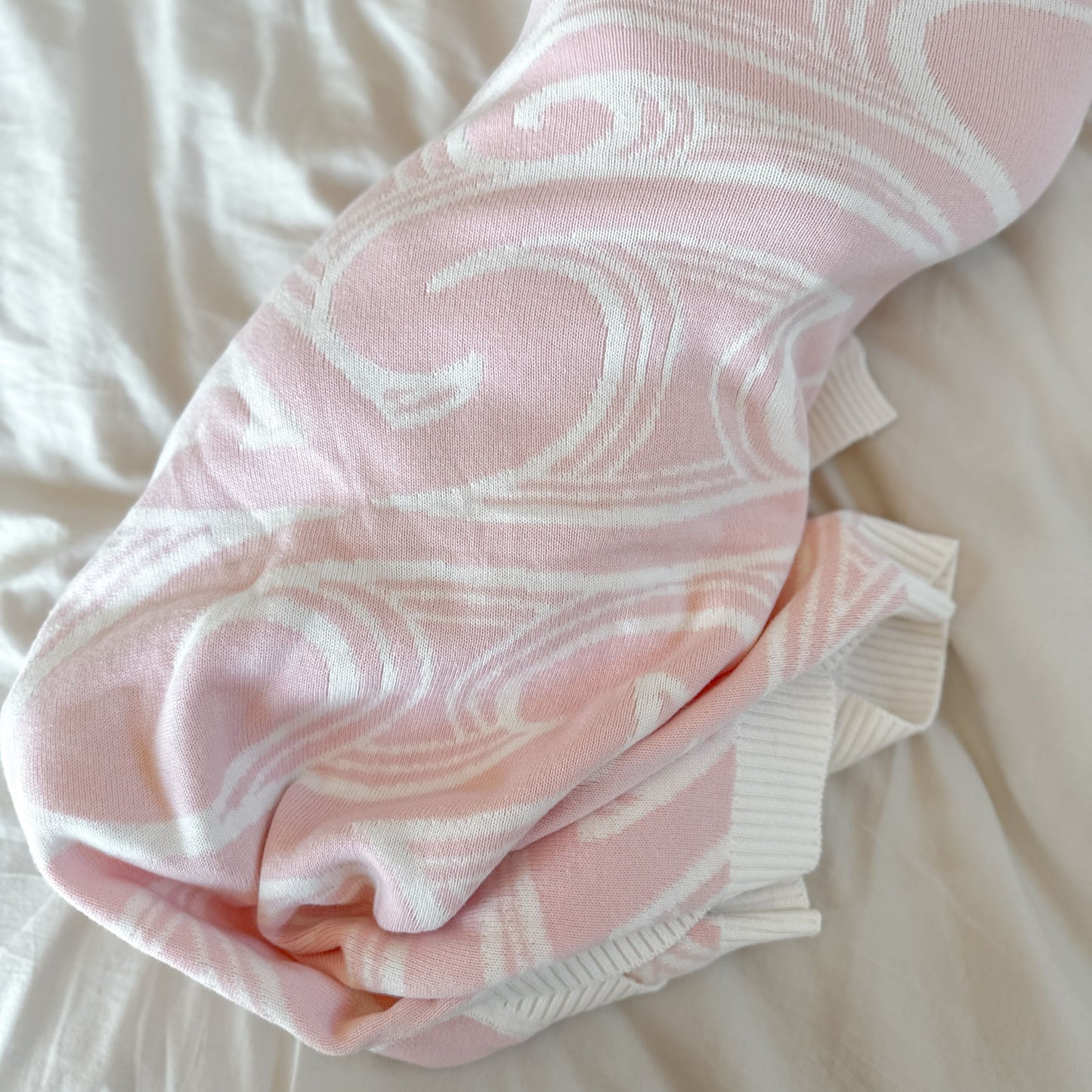 Te aroha o te mātua - The love of a parent- Knitted pēpi blanket- Pink
