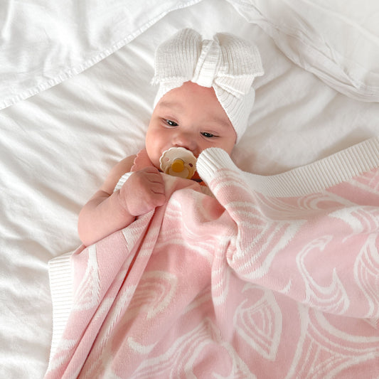 Te aroha o te mātua - The love of a parent- Knitted pēpi blanket- Pink