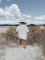 Basics knitted oversized tee - The wolf - oat milk - AwaMae