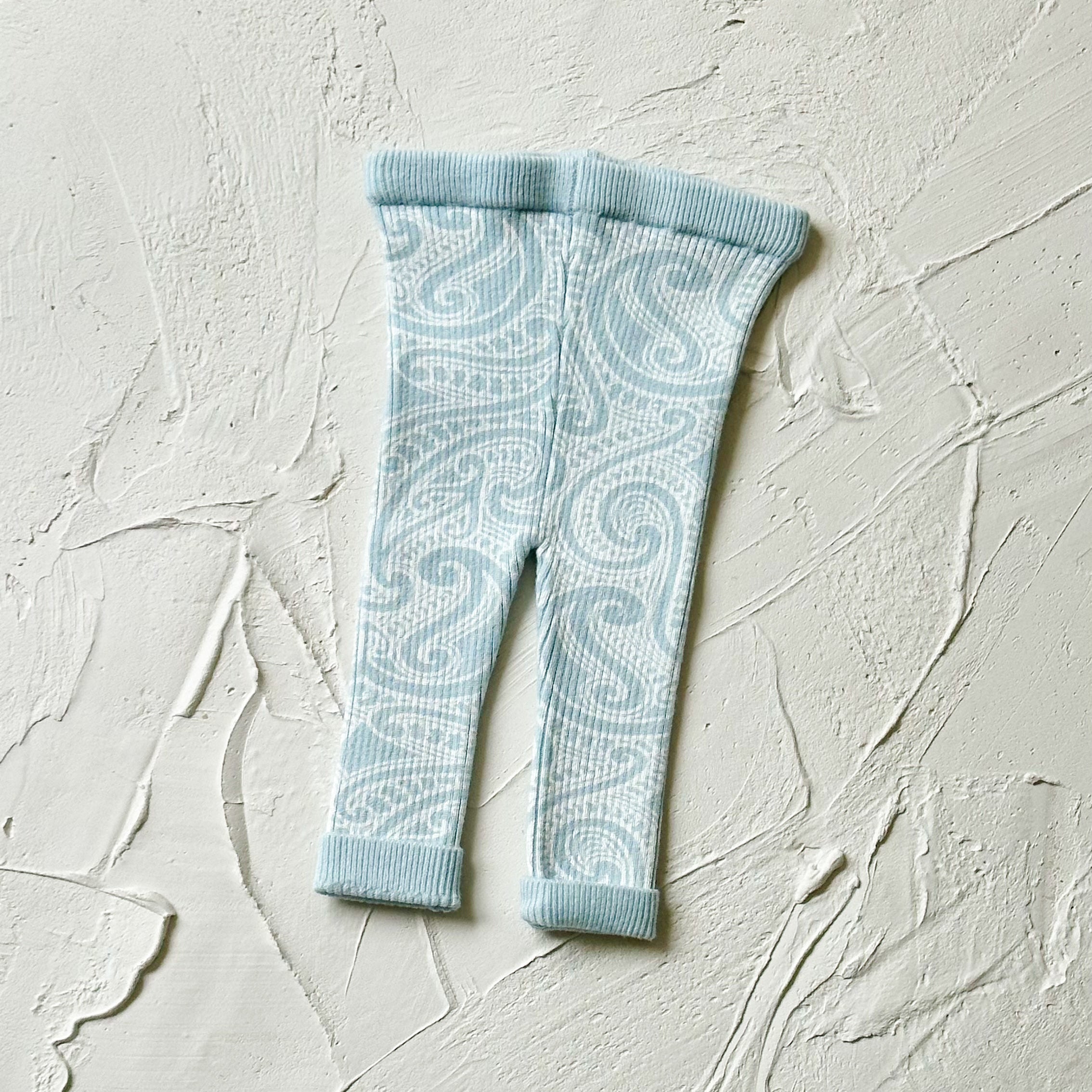 Basics ribbed knit leggings- The wolf- Sky