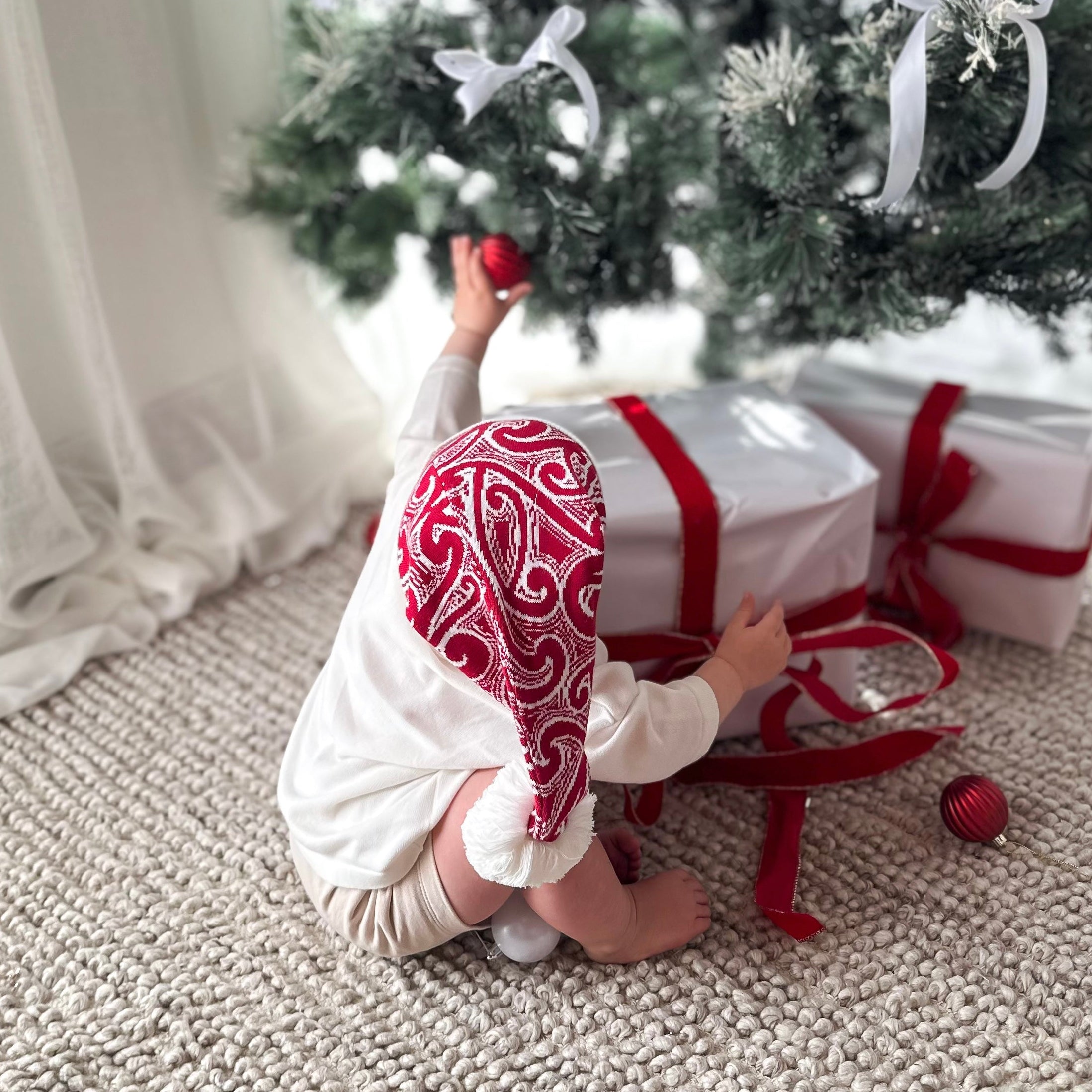 Christmas Beanie - The Wolf