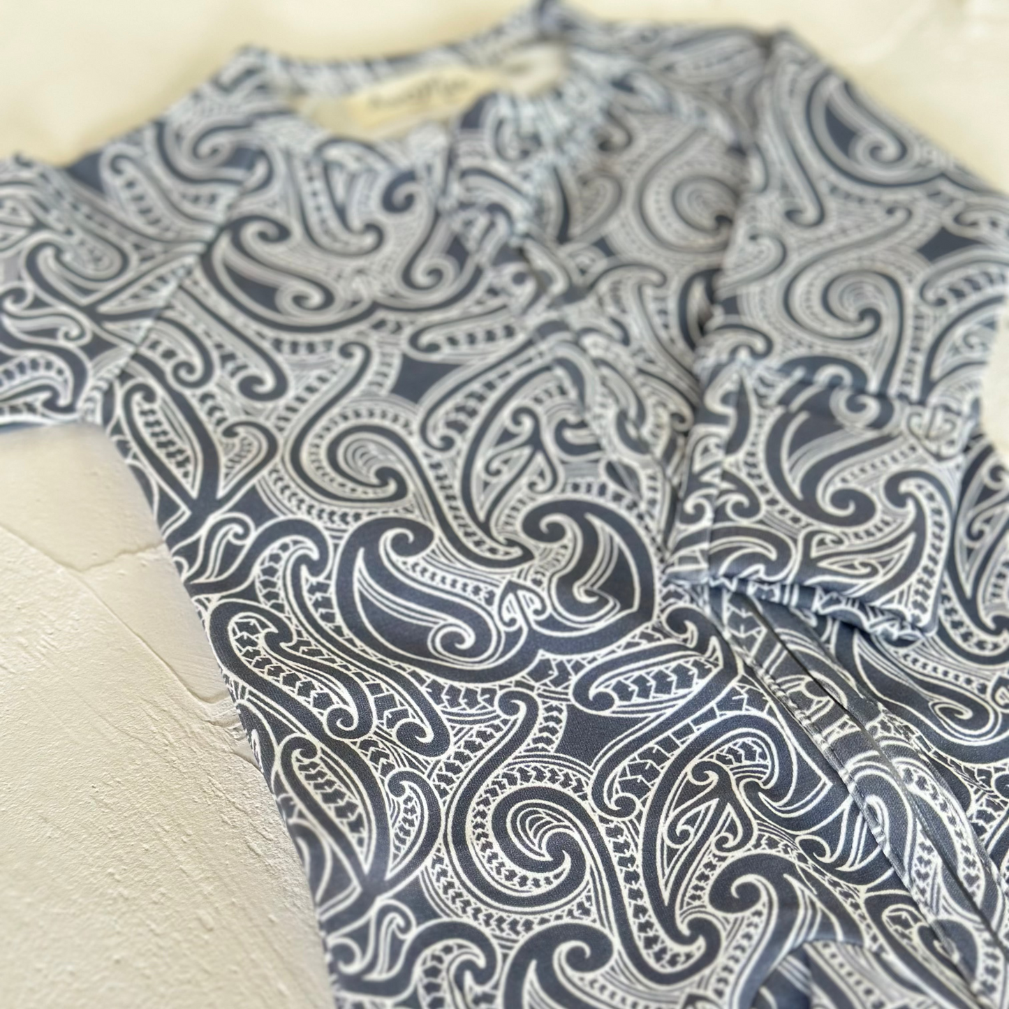 Allzies - The wolf- Midnight