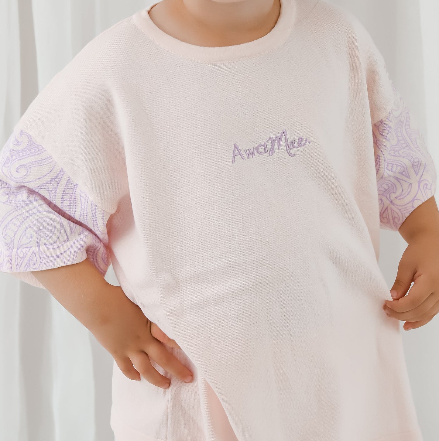 Basics knitted oversized tee - The wolf - Petal & Bloom