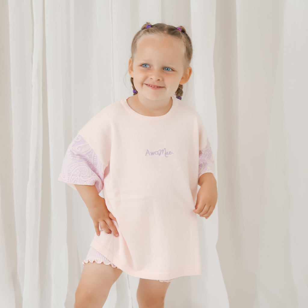 Basics knitted oversized tee - The wolf - Petal & Bloom