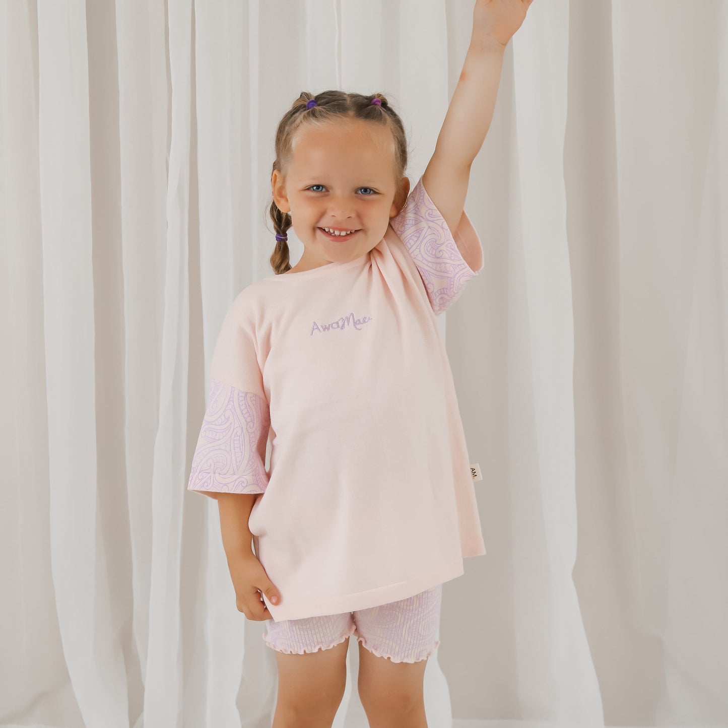 Basics knitted oversized tee - The wolf - Petal & Bloom