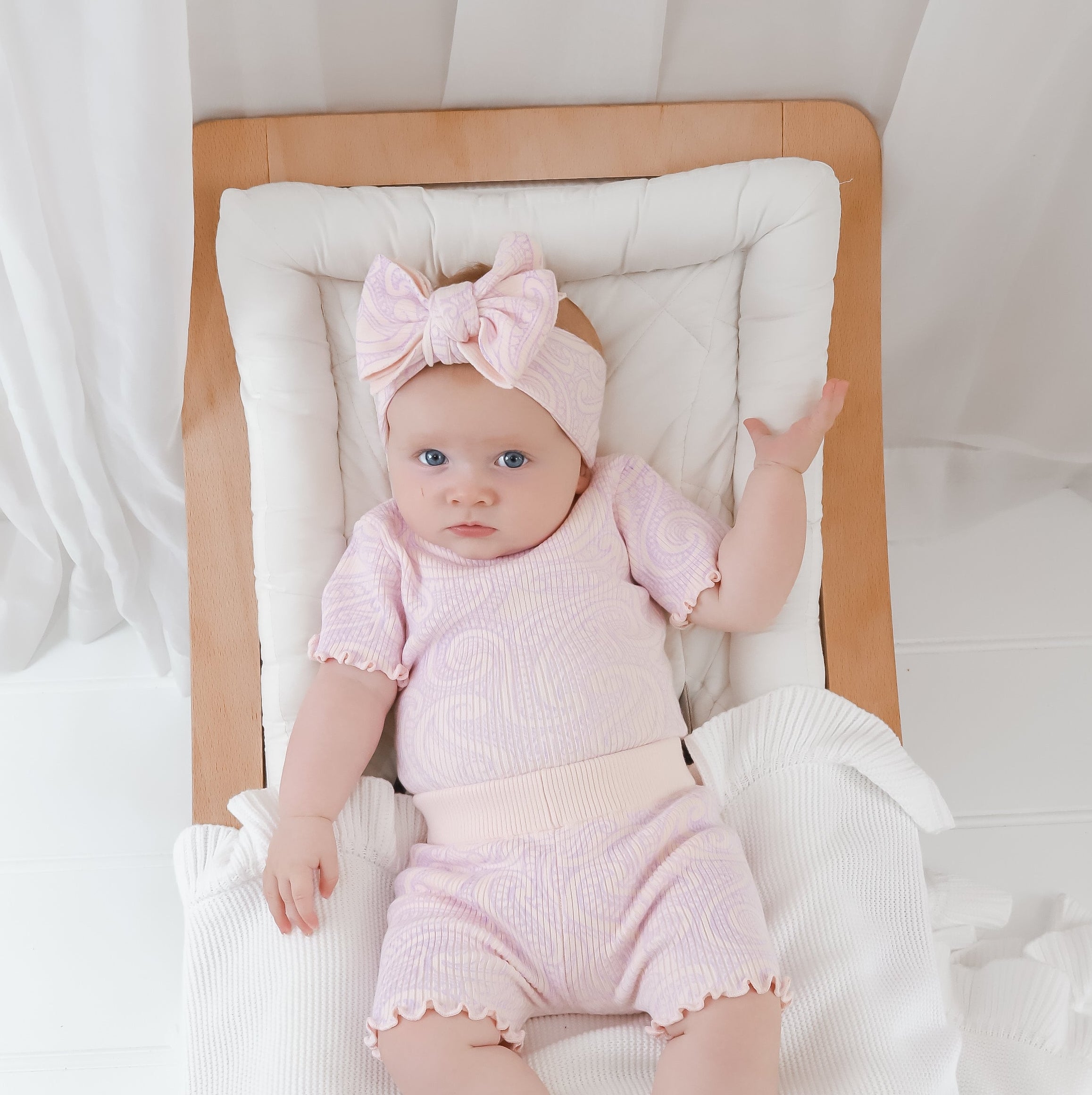 Basics ribbed knit bodysuit short sleeve- Petal & Bloom