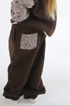 The wolf - Tracksuit pants- Chocolate brown