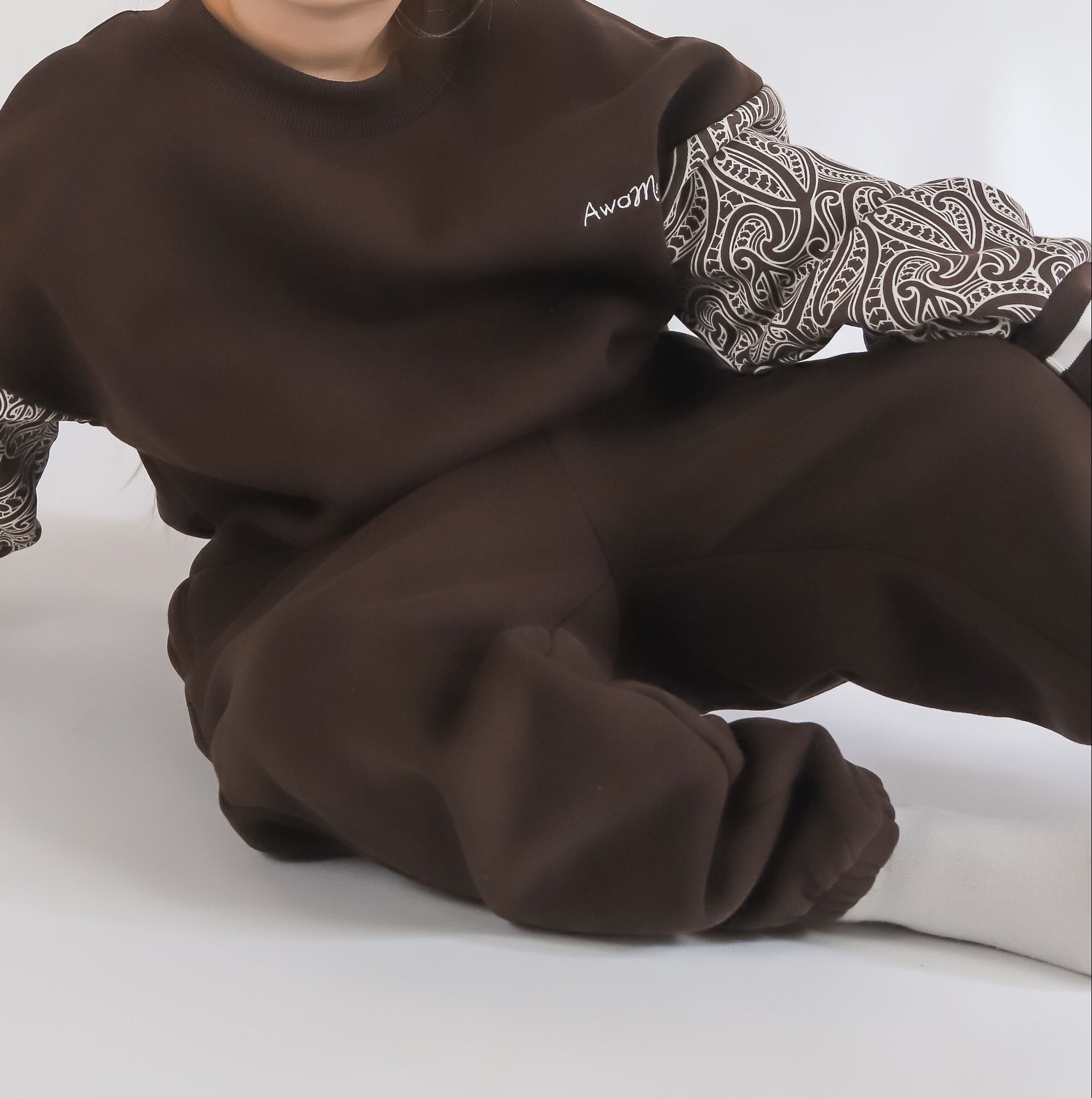 PREORDER - The wolf - Tracksuit pants- Chocolate brown- PREORDER