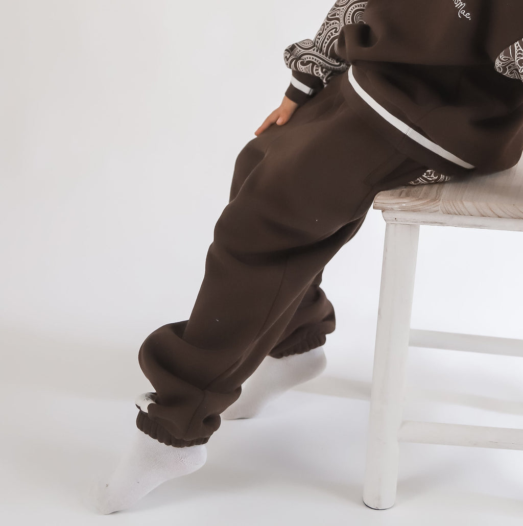 The wolf - Tracksuit pants- Chocolate brown