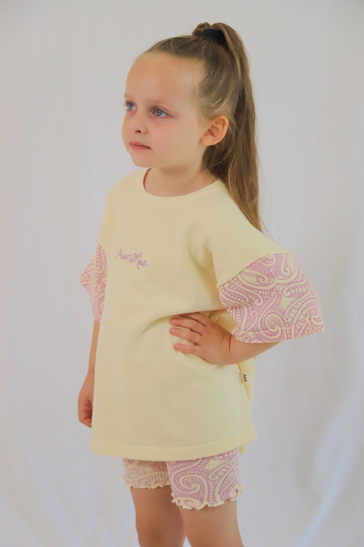Basics knitted oversized tee - The wolf -  Dahlia