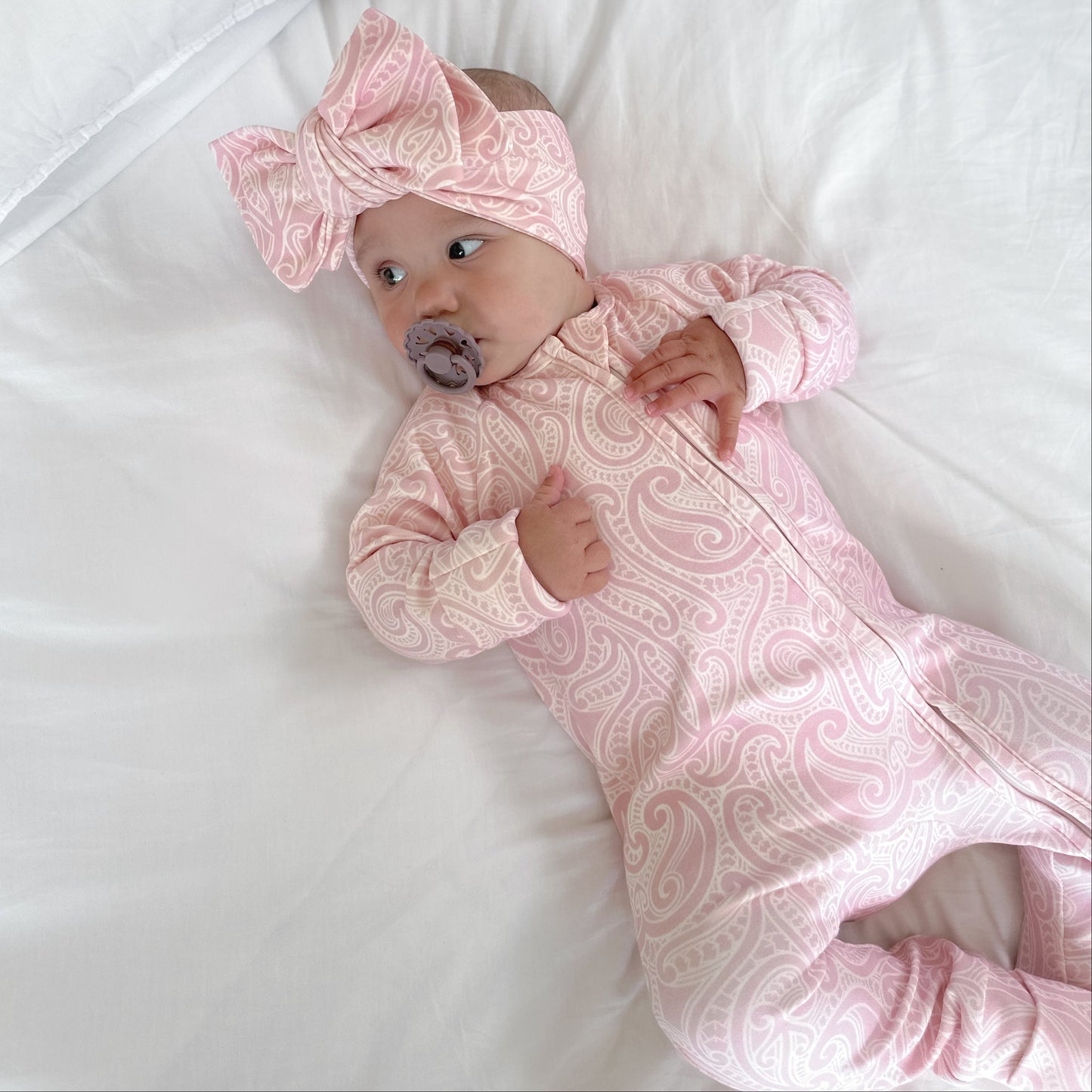 PREORDER Allzies - The wolf- Belle