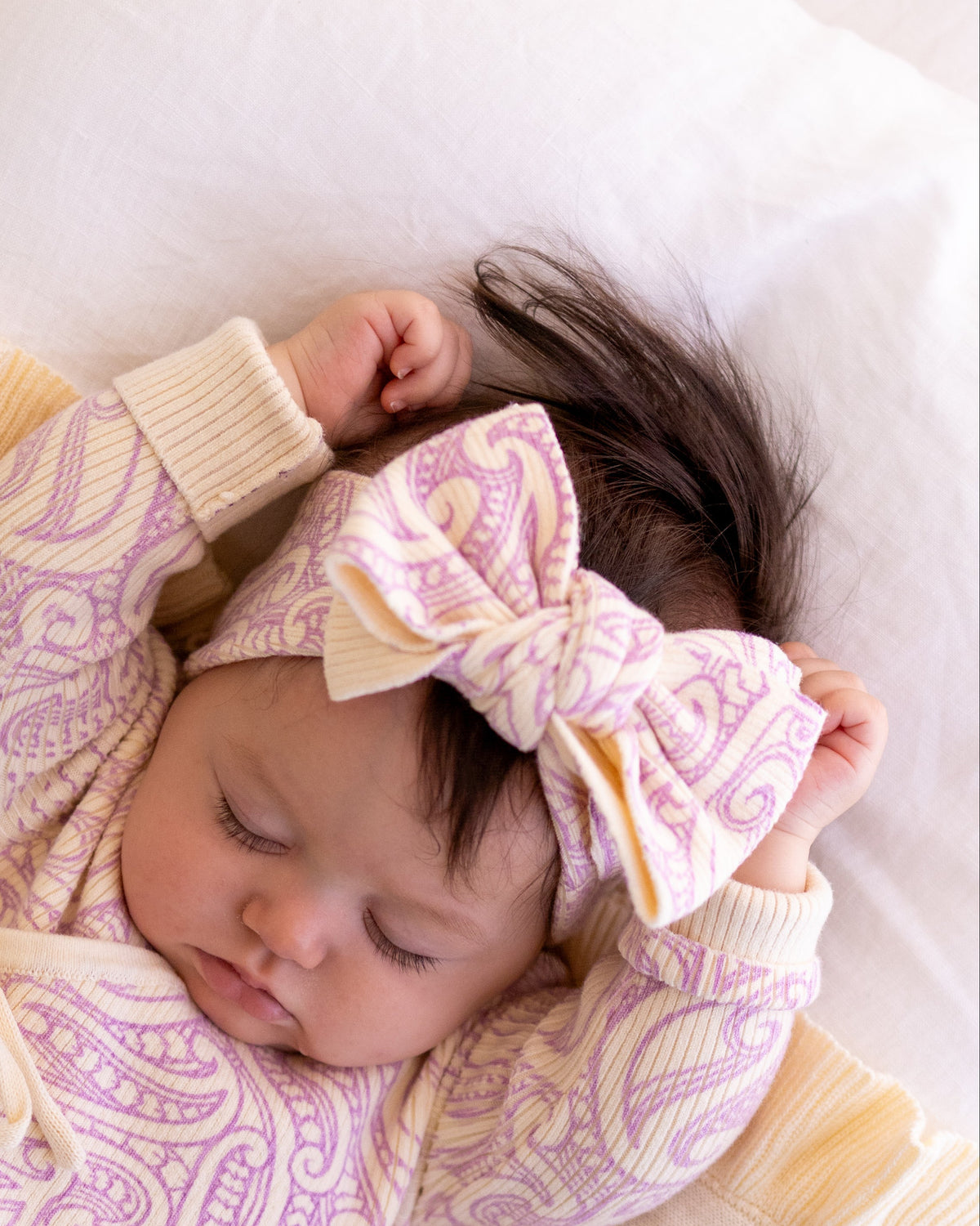 Basics Knitted bow headband- The wolf - Dahlia