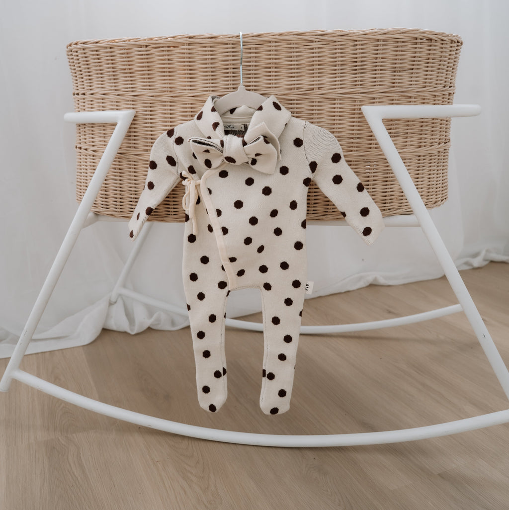 Basics knit onesie- Polkadot - chocolate brown