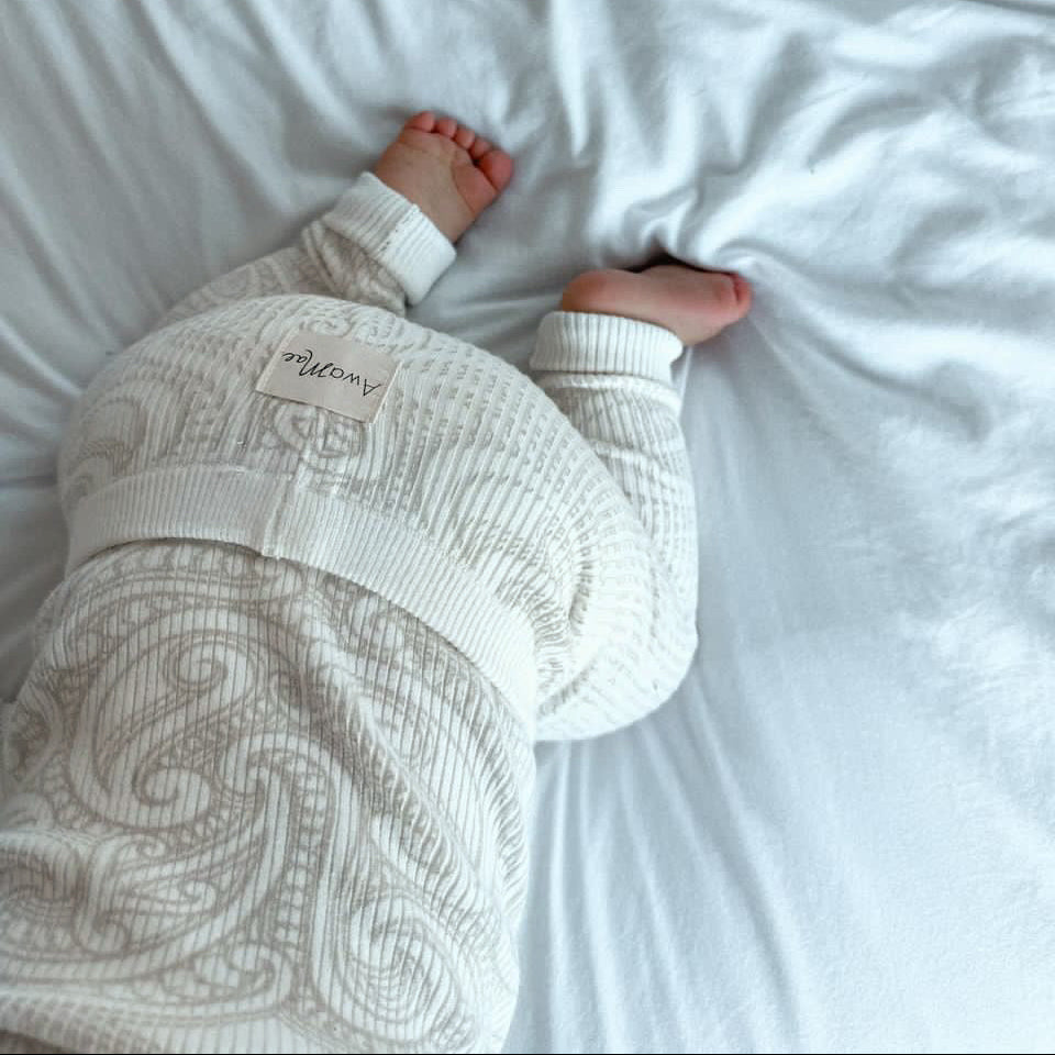 PREORDER -Basics ribbed knit leggings- The wolf- Oat milk - PREORDER
