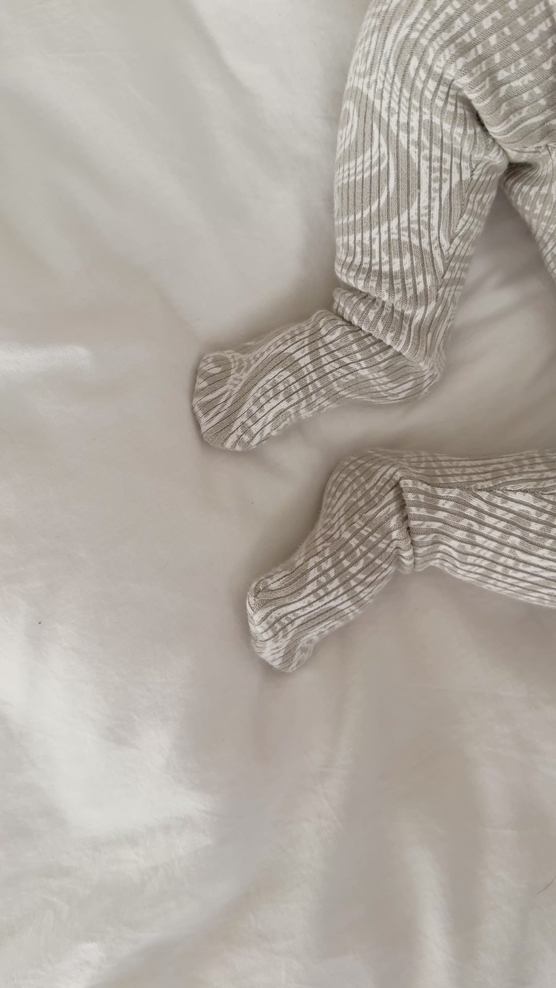 Basics ribbed knit Onesie- The wolf- Pebble