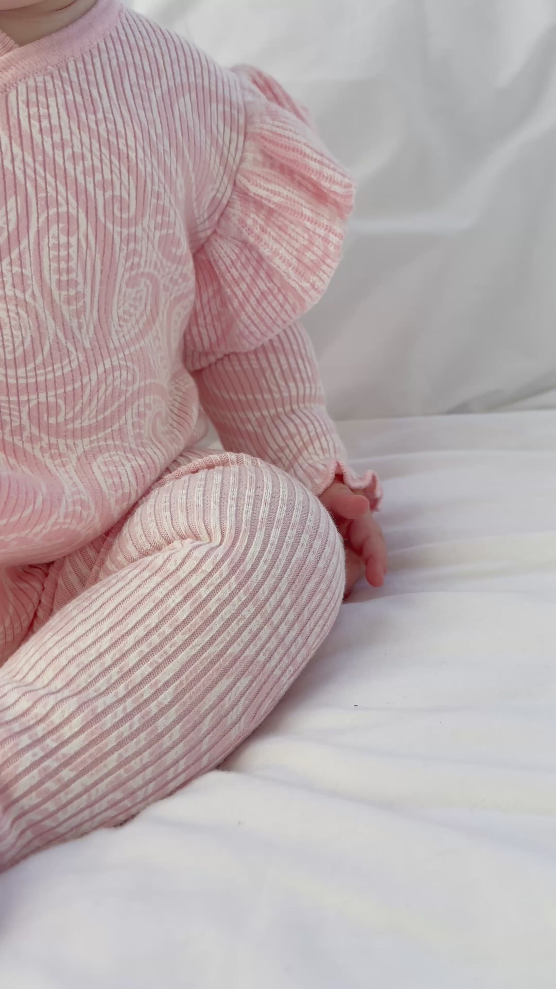 Basics ribbed knit Onesie- The wolf- Ballerina